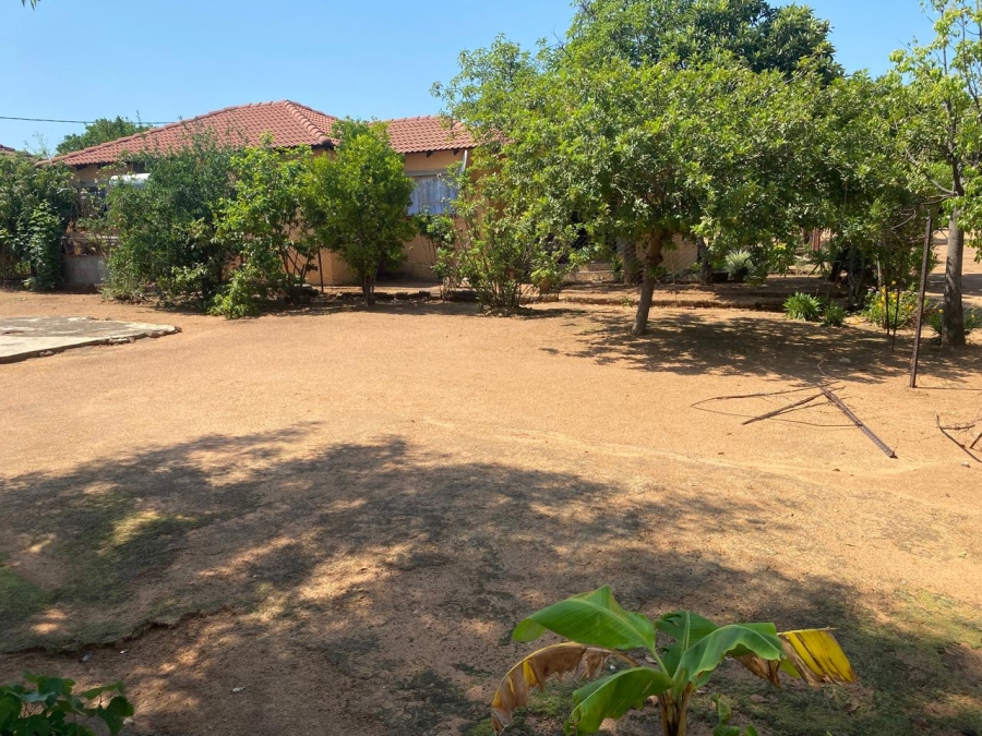 1 Bedroom Property for Sale in Monakato North West
